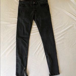 MENS mnml black zip up jeans